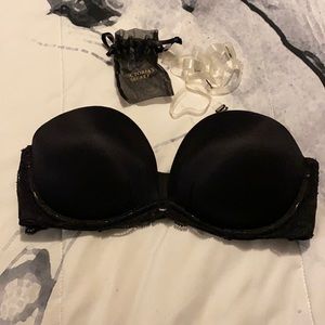 Fabulous VS black strapless bra!